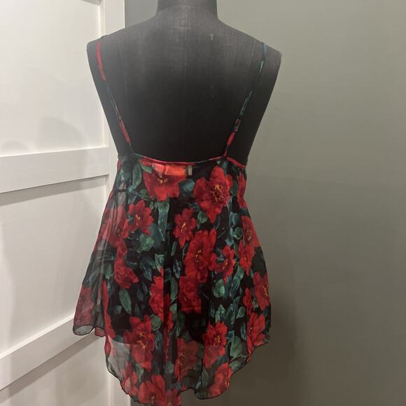 Victoria Secret Gold Label Robe And Chemise Roses Lace Medium - Picture 12 of 13